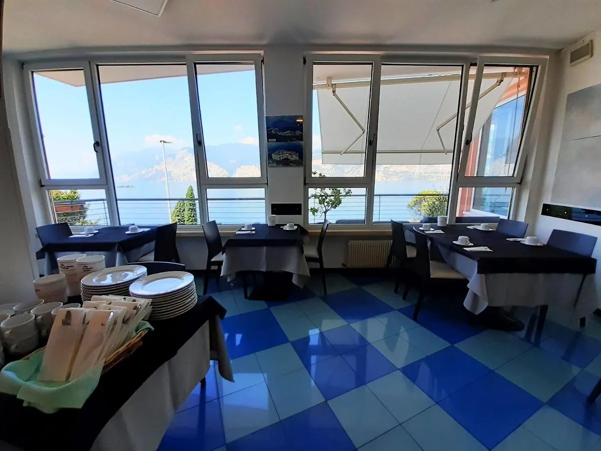 Hotel Antonella Malcesine 3*,