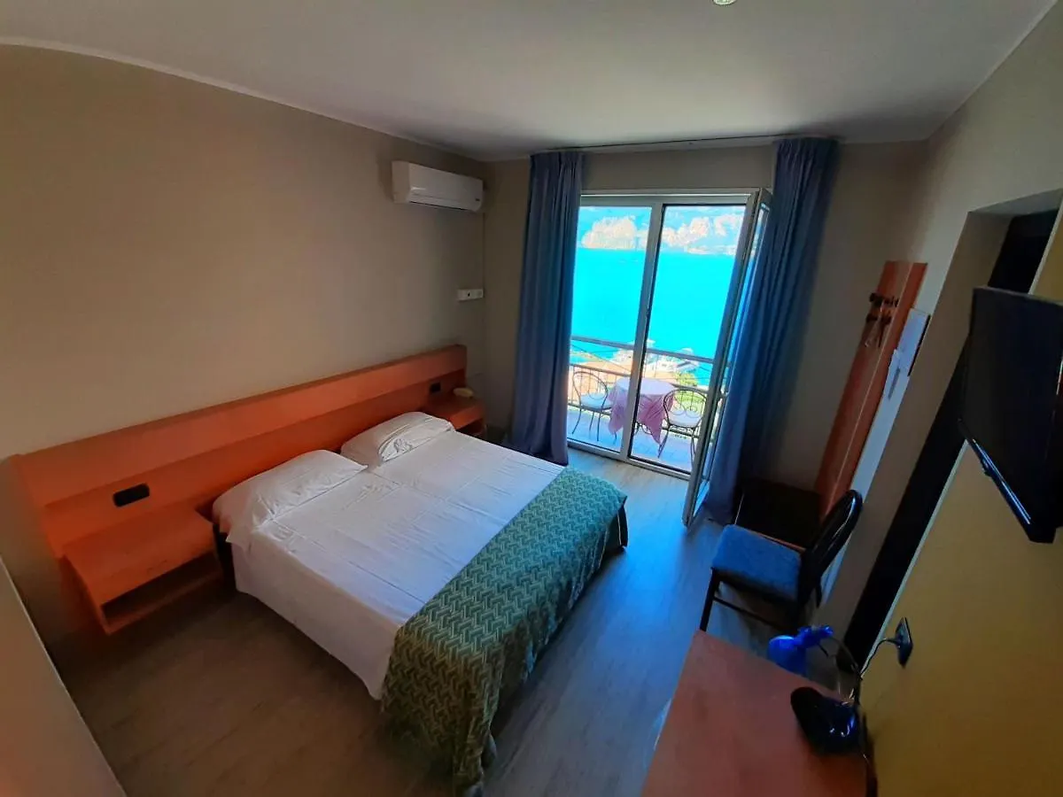 Hotel Antonella Malcesine