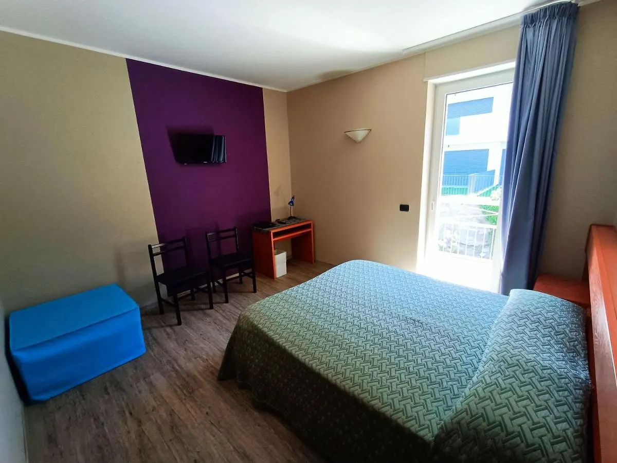 Hotel Antonella Malcesine 3*,
