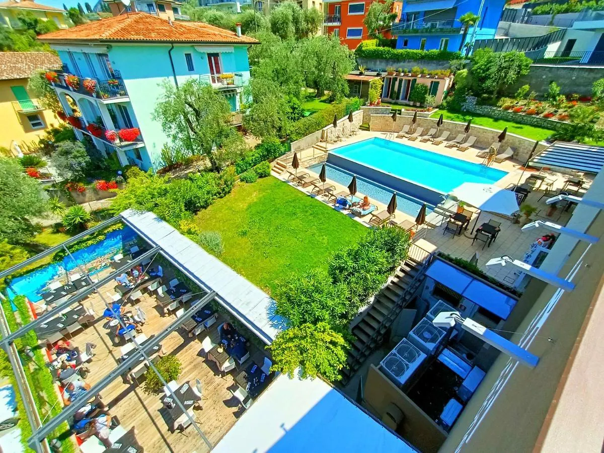 Hotel Antonella Malcesine 3*,